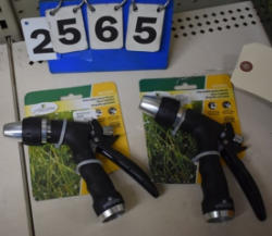 2565