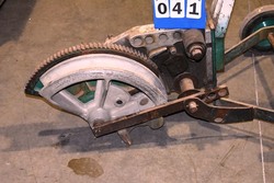 39382